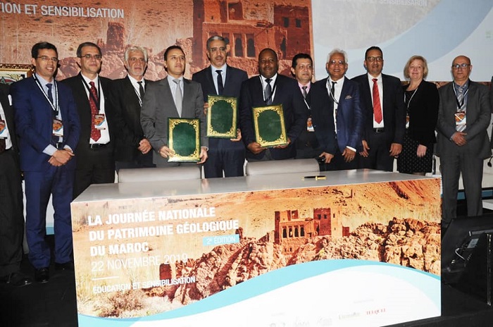 رسميا التوقيع على  الإعلان التأسيسي للشبكة الإفريقية للمنتزهات الجيولوجية 